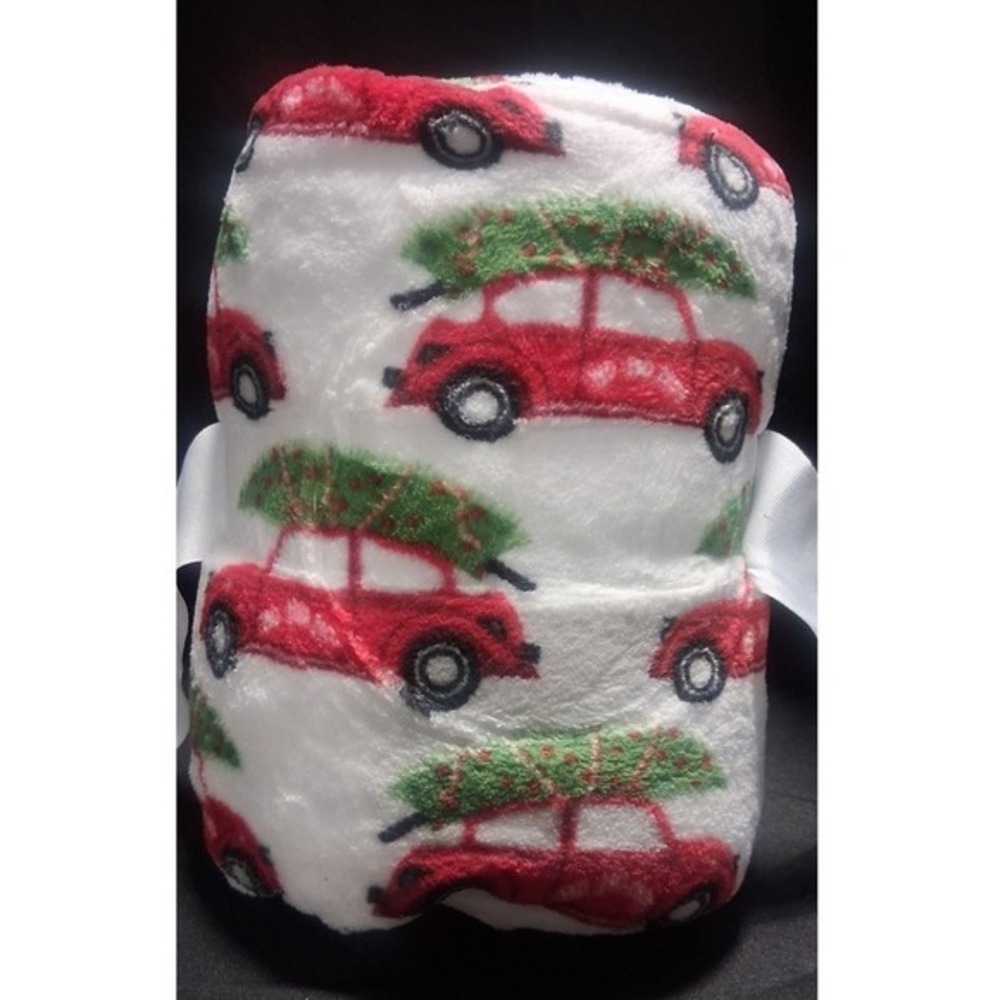 Joyland Christmas Throw Blanket plush soft car‎ car with tree on top 50" x 60"